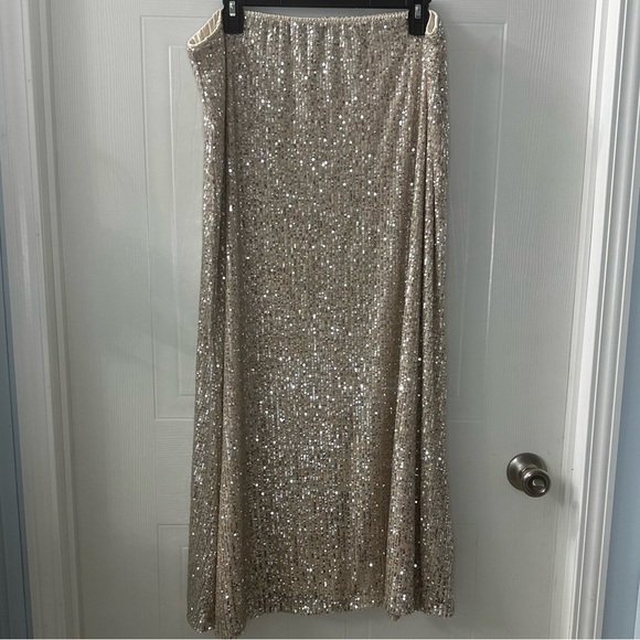 Old Navy Dresses & Skirts - Old Navy Gold Sequin Midi Skirt XL | Lined A-Line Party Skirt
